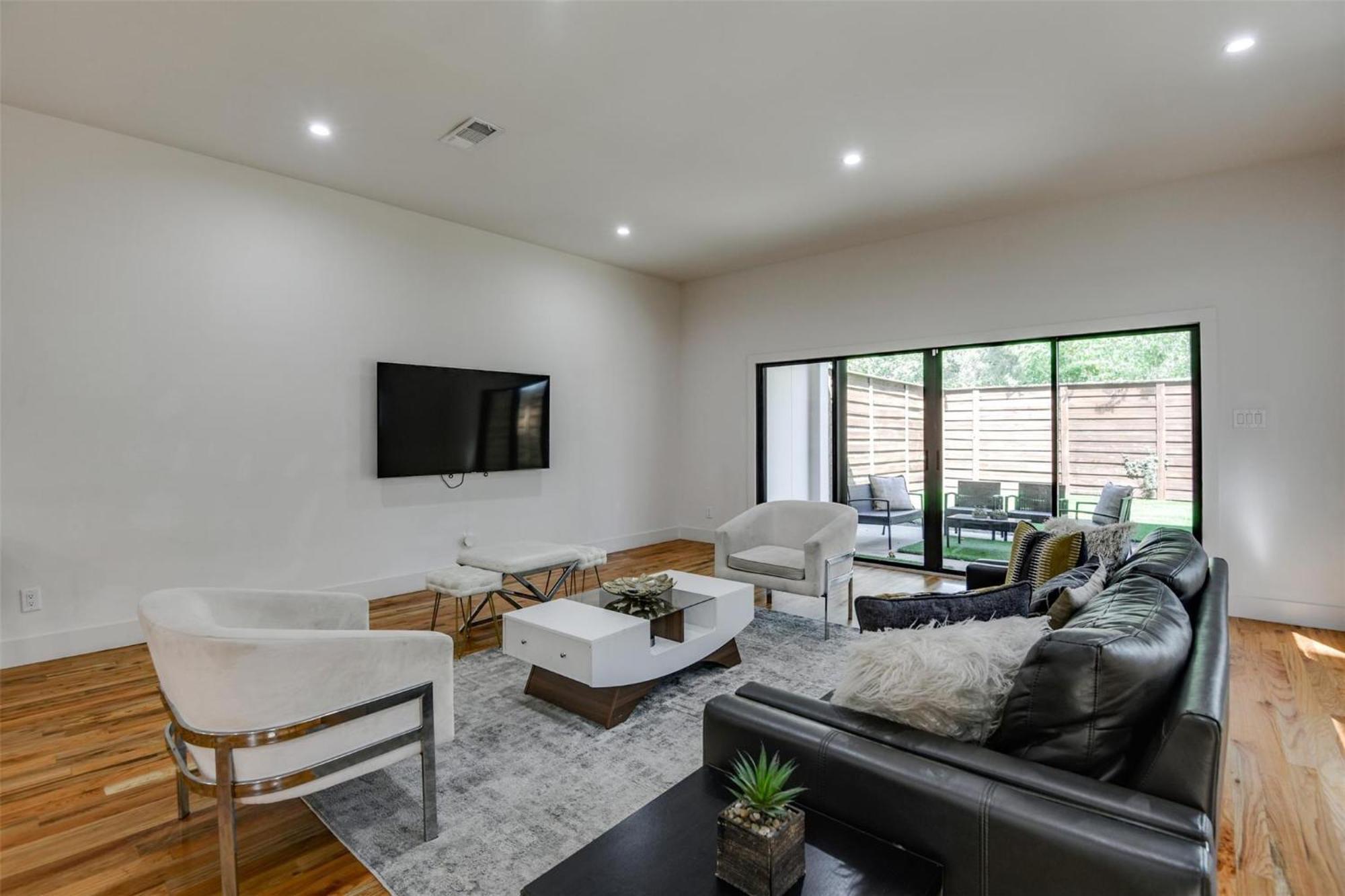 فيلا Townhouse Uptown Private Patio دالاس المظهر الخارجي الصورة