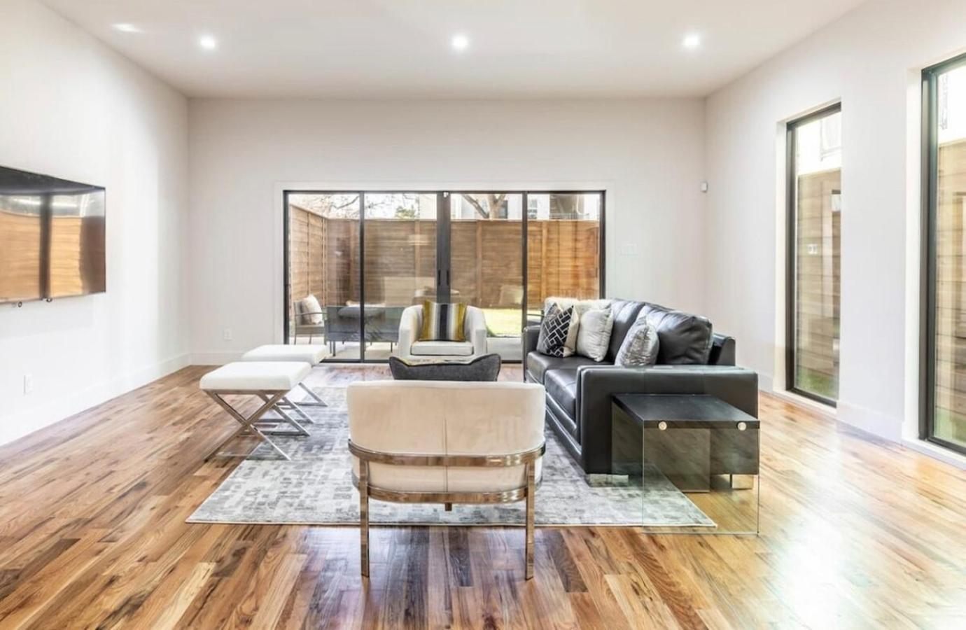 فيلا Townhouse Uptown Private Patio دالاس المظهر الخارجي الصورة