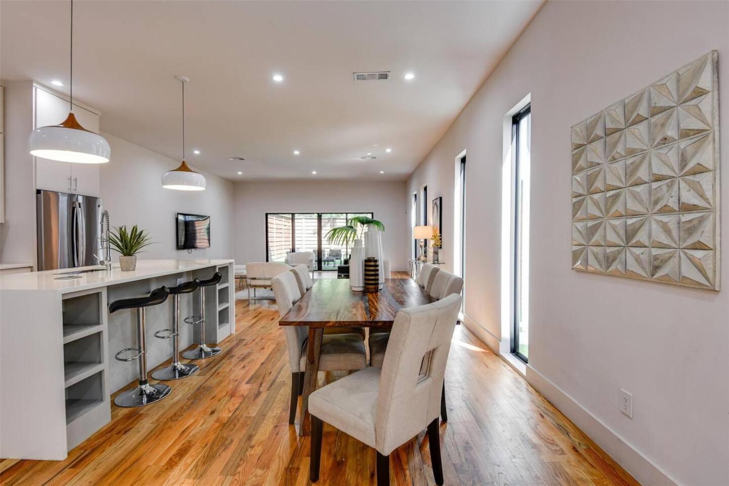 فيلا Townhouse Uptown Private Patio دالاس المظهر الخارجي الصورة